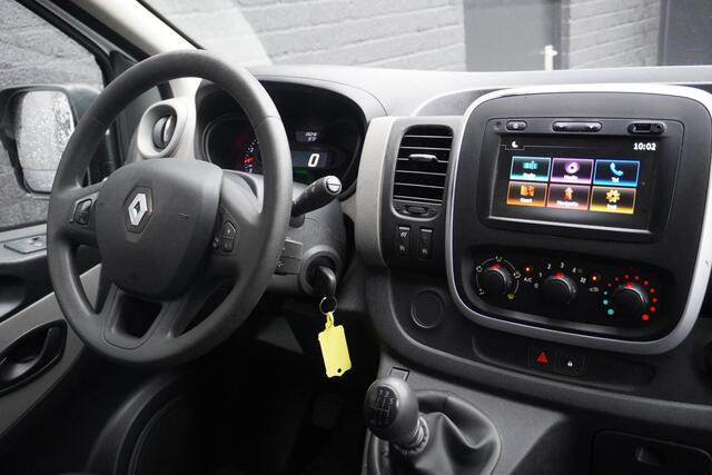 Renault TRAFIC 1.6 dCi 125PK L2 Dubbele Cabine EURO 6 - Airco - Navi - Cruise - ¤ 14.499,- Excl.