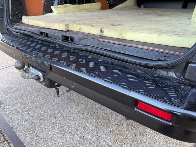 Renault TRAFIC 2.0 dCi 170 T29 L2H1 DC Luxe Black Edition