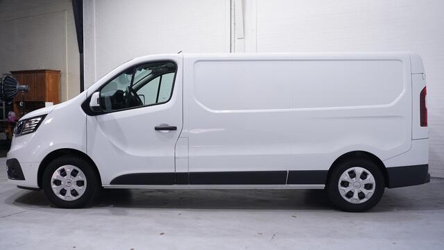 Renault TRAFIC E-Tech L2H1 Advance 52 kWh Aut. Navi, Camera Houten Laadvloer, Airco, Cruise Control, 3-Zits
