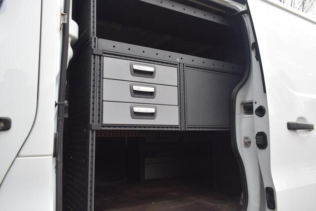 Renault TRAFIC 1.6 dCi T29 L1H1 Luxe Energy Airco Cruise control Navi km 110.000!!