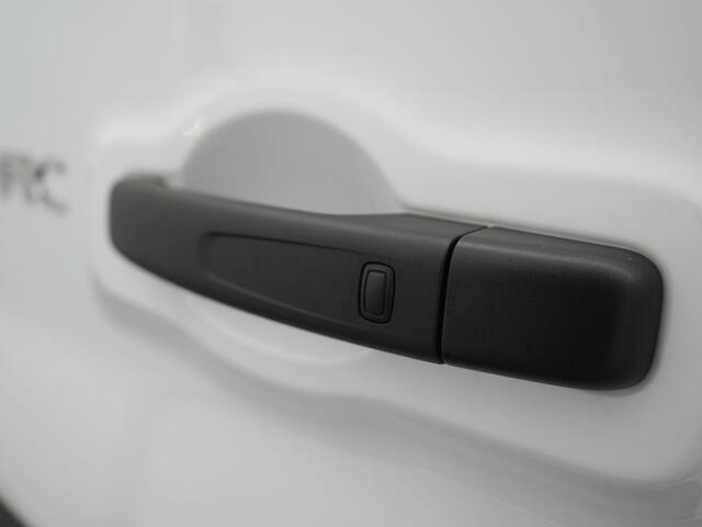 Renault TRAFIC 2.0 dCi 170 T29 L2H1 DC Luxe - Dubbele Cabine - Automaat - All Seasonbanden - Achteruitrijcamera - Trekhaak