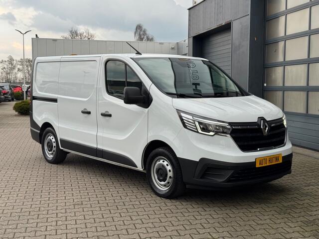 Renault TRAFIC 2.0 D 130pk L1H1 Apple/Android - camera - sensoren v/a/z - trekhaak - All season banden