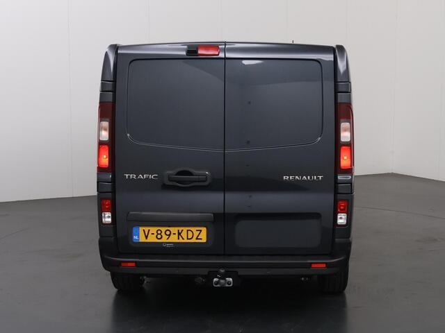 Renault TRAFIC 2.0 Blue dCi | 150 PK AUT. | L2 H1 | ADVANCE | ACHTERUITRIJCAMERA | BETIMMERDE LAADRUIMTE | TREKHAAK | LED LAMPEN | METALLIC | NAVIGATIE | CRUISE CONTROL | AIRCO | CARPLAY | ANDROID AUTO