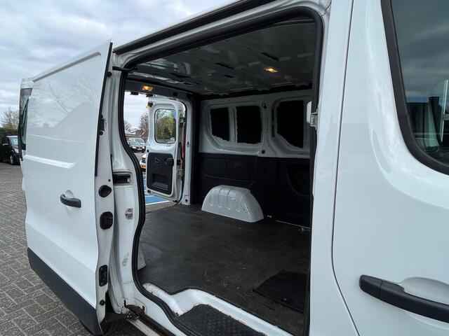 Renault TRAFIC 1.6 T27 L1H1 Comfort, Airco, Bluetooth, Cruise, Trekhaak, PDC, BTW, APK