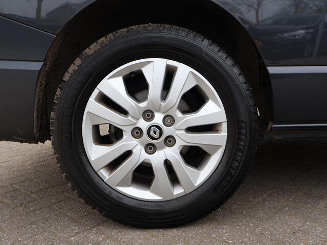 Renault TRAFIC 2.0 BLUE DCI 170 PK EDC AUT. L2H1 DUBBEL CABINE LUXE + 2 SCHUIFDEUREN | LED | CAMERA | CARPLAY | TREKHAAK