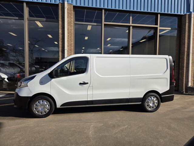 Renault TRAFIC 2.0 dCi 120Pk /88kw L2 Airco Parkeersensor Trekhaak Business