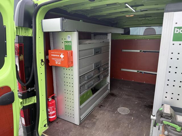 Renault TRAFIC 1.6 dCi / L1H1 / 1e EIG. / INRICHTING / TREKHAAK / AIRCO / CRUISE / LED / NAVI / 3-ZITS