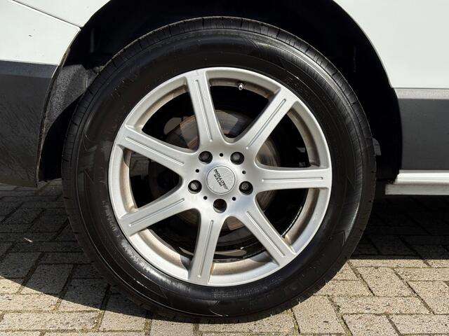 Renault TRAFIC 2.0 dCi 150 PK L2H1 RED / Carplay / Cruise / LED / Trekhaak / Airco / DAB / Bluetooth