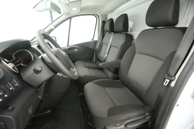 Renault TRAFIC 2.0 DCI L2H1 | Automaat | Airco | Cruise | Camera | 3 Zits | Trekhaak | Stoelverw.