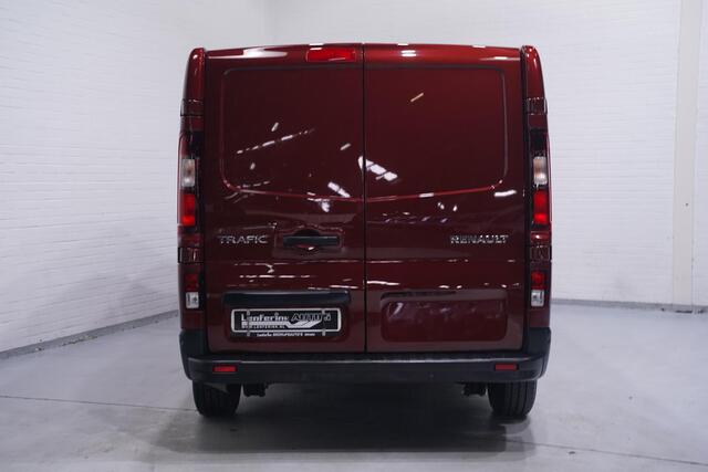 Renault TRAFIC 2.0 dCi 110 pk Dubbel Cabine L1 Airco, Cruise Control, Laadruimte Pakket, NAP, 1e Eigenaar, 5-Zits