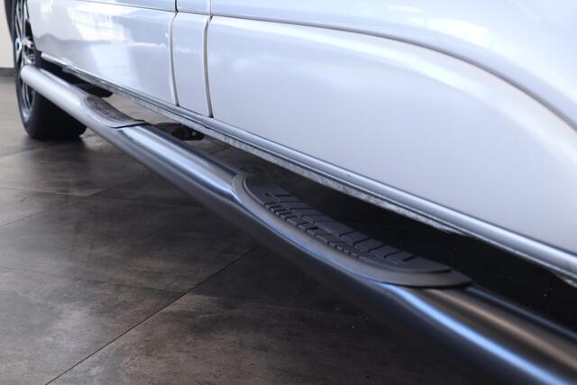 Renault TRAFIC 2.0 dCi 170 T29 L2H1 DC Luxe Cruise/Climate Sidebars x2 schuifdeur Automaat ! 2e Paasdag geopend van 12.00 tot 17:00u !