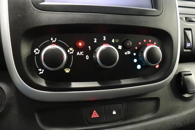 Renault TRAFIC 1.6 dCi L2 EURO 6 - Airco - Navi - Cruise - ¤ 15.499, Excl.