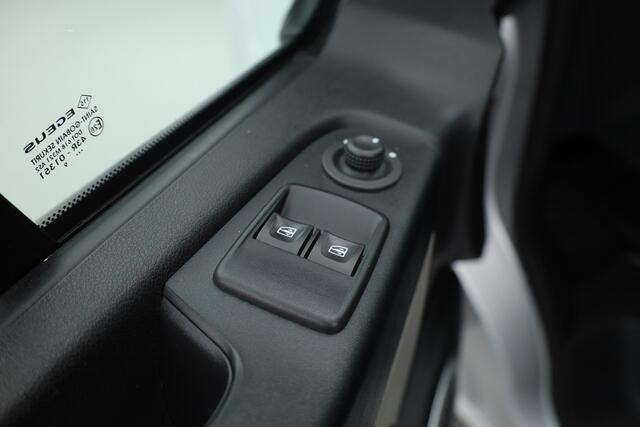 Renault TRAFIC 1.6 dCi Dubb.Cab. | 6 pers. | BPM vrij | Navi | Cruise Control | Airco | PDC+A | Android Auto |