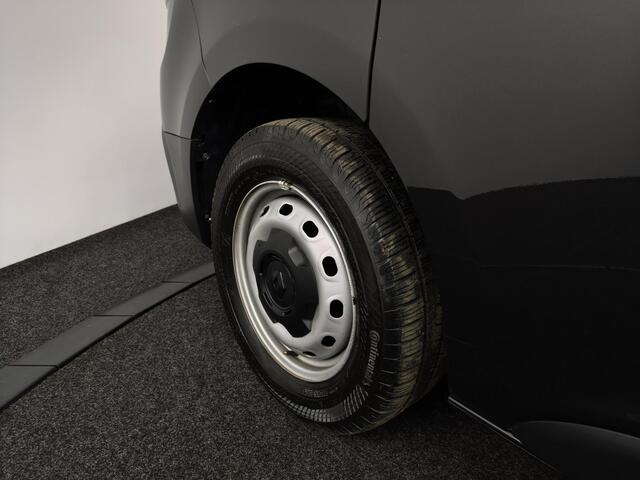 Renault TRAFIC 2.0 dCi 110 T30 L2H1 Comfort | Parkeersensor | Trekhaak | Imperiaal | Navigatie | Cruie controle |