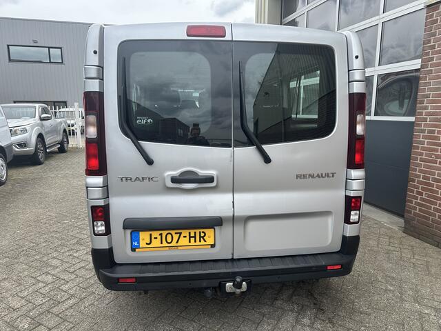 Renault TRAFIC Passenger 1.6 dCi L2 9 persoons 21.950 incl.BTW/BPM Airco,Cruise,Navi,Pdc,Trekh