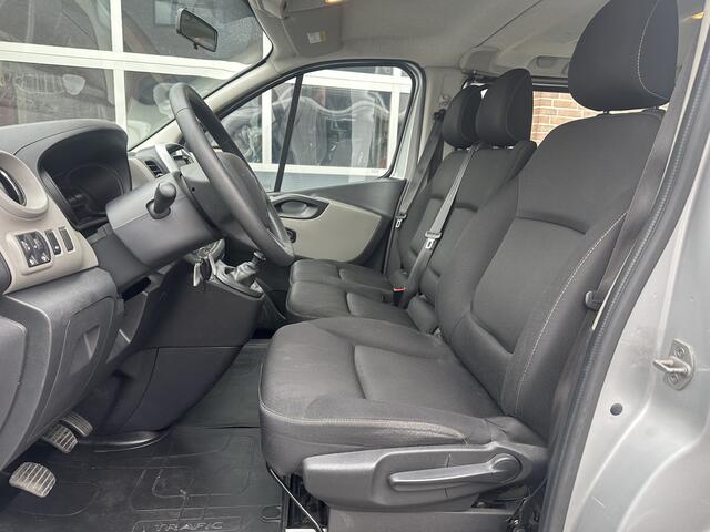 Renault TRAFIC Passenger 1.6 dCi L2 9 persoons 23950 incl. BTW/BPM Airco,Cruise,Navi,Pdc,Enz