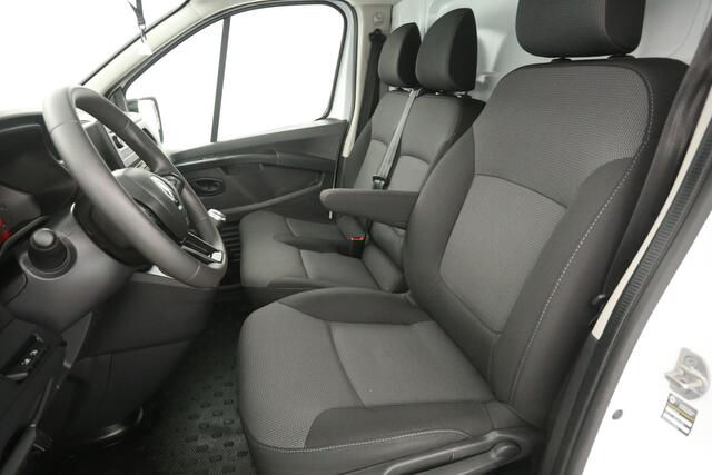 Renault TRAFIC 2.0 dCi L2H1 | Airco | Cruise | Camera | 3 Zits | LED | Parkeersens.