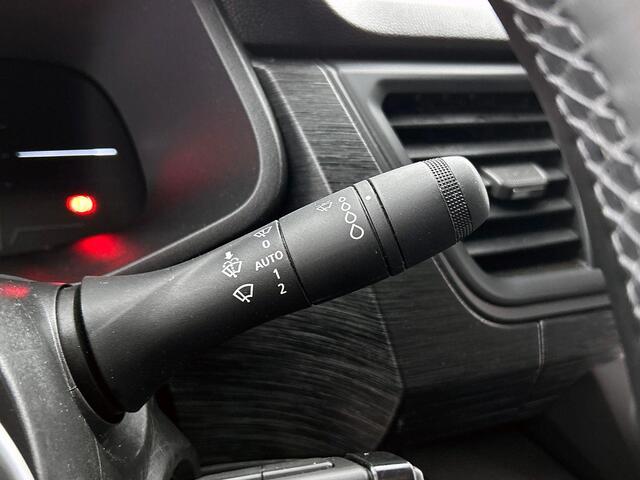 Renault TRAFIC 2.0 Blue dCi 150 EDC T30 L2H1 Advance Automaat Renault Trafic 2.0 Blue dCi 150 EDC T30 L2H1 Advance | Navigatie | Airco | Lichtmetalen velgen | Betimmering | Trekhaak | Camera | Parkeer sensoren | Dab