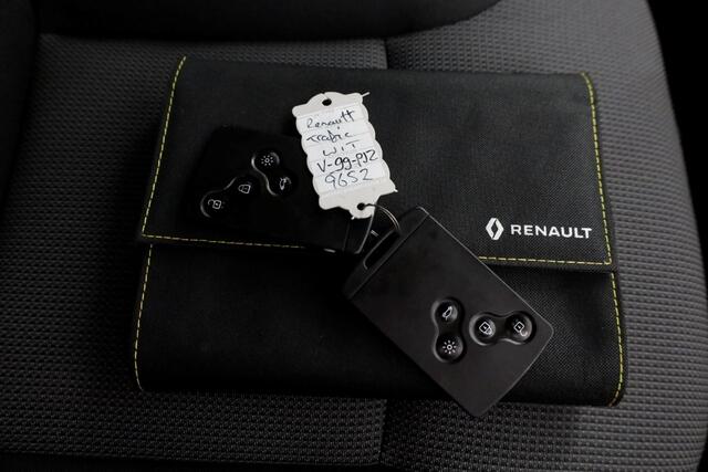 Renault TRAFIC 2.0 DCI 145pk L2H1 Automaat Comfort LED/Camera/Inrichting 12-2020