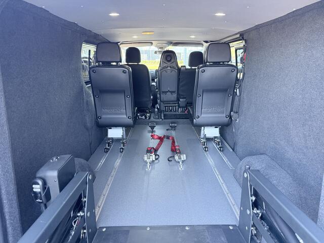 Renault TRAFIC Automaat 5+1 Rolstoelbus 2.0 dCi 145 T29 L2H1 Luxe (Mooie stoere 5+1 Rolstoelbus met automaat!)