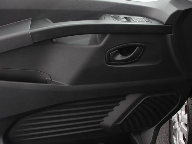 Renault TRAFIC 2.0 Blue dCi 150PK T30 L2H1 Advance Automaat Dubbele cabine Navigatie Airco Lichtmetalen velgen Betimmering Trekhaak Camera Parkeer sensoren Dab