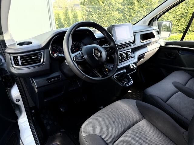 Renault TRAFIC 2.0 dCi WORKER / L2H1 / 1e EIG. / TREKHAAK / 3-ZITS / AIRCO / CRUISE / NAVI / LED