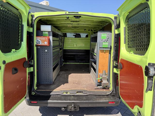 Renault TRAFIC 1.6 dCi / L1H1 / 1e EIG. / TREKHAAK / INRICHTING / AIRCO / CRUISE / NAVI / 3-ZITS