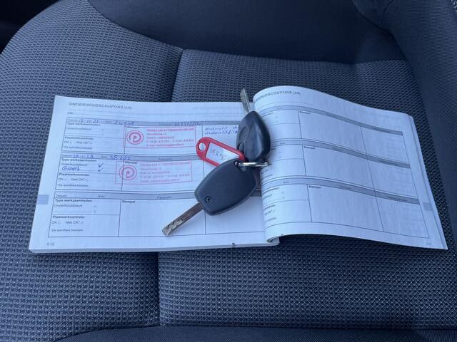 Renault TRAFIC 1.6 dCi E6 Comfort Lease ¤236 p/m, 2x Schuifdeur, Airco, PDC, Cruise controle, Onderhoudshistorie aanwezig