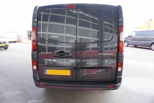 Renault TRAFIC 2.0 Blue dCi 150PK T30 L2H1 Extra nr. V063 | Climate | Cruise | Navi | Camera | LM velgen