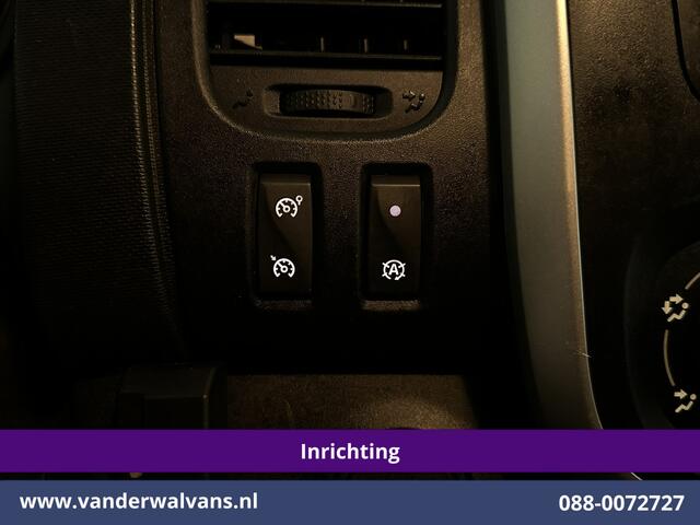 Renault TRAFIC 1.6 dCi L1H1 Inrichting Euro6 Airco | Navigatie | LED | Trekhaak | Cruisecontrol Parkeersensoren, Bijrijdersbank