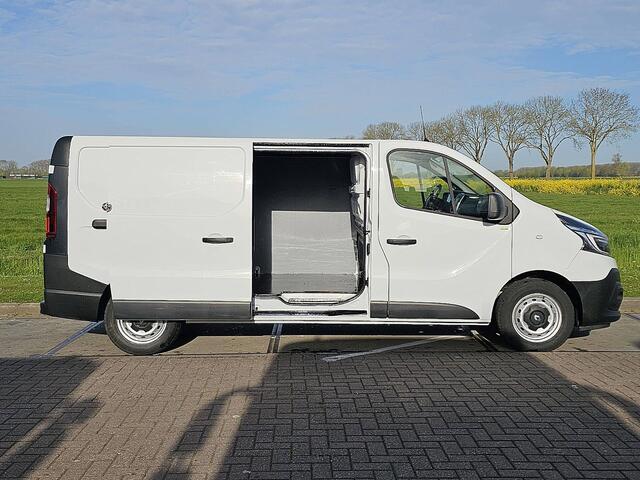 Renault TRAFIC 2.0 dCi 120pk T30 L2H1 Comfort airco, navi, pdc, trekhaak, stoelverw.
