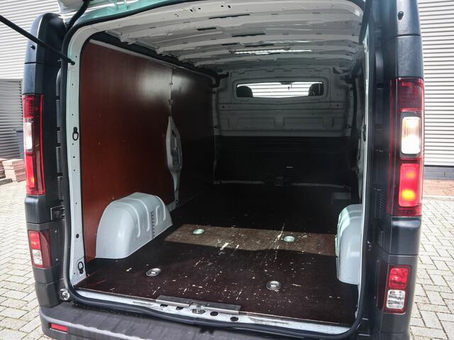 Renault TRAFIC 1.6 dCi T29 L2H1 DC Comfort | Airco | Cruise | Trekhaak |