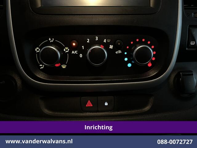 Renault TRAFIC 2.0 dCi 120pk L2H1 inrichting Euro6 Airco | Navigatie | Camera | LED | Trekhaak Cruisecontrol, parkeersensoren, Bijrijdersbank