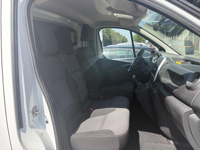 Renault TRAFIC 2.0 dCi 120 T29 L2H1 Comfort TREKHAAK 3P CARPLAY EUR6 IMPERIAAL KASTEN