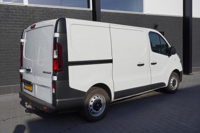 Renault TRAFIC 2.0 dCi 120PK - EURO 6 - Airco - Navi - Cruise - ¤11.950,- Excl.