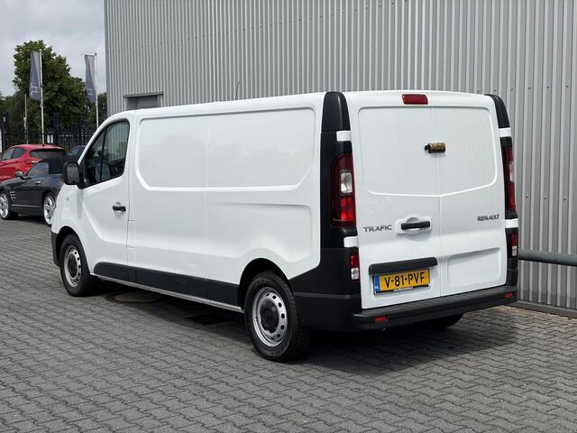 Renault TRAFIC 2.0 dCi 120 T29 L2H1*A/C*CRUISE*PDC*3PERS*