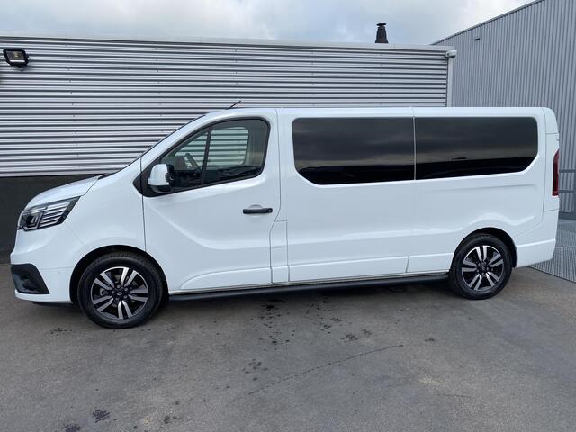 Renault TRAFIC 2.0 Blue dCi 150 EDC T30 L2H1 Extra Anniversary edition! Zeer lage KM stand! Trekhaak, stoelverwarming, parkeersensoren, adaptieve cruise control, aanhanger assist.