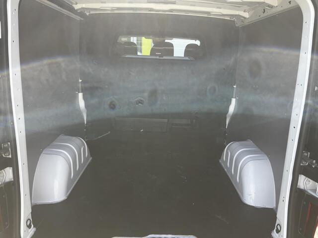 Renault TRAFIC 2.0 Blue dCi 130 T29 L2H1 Start DC | Dubbel cabine | Trekhaak | All season banden | BPM ¤ 0,-