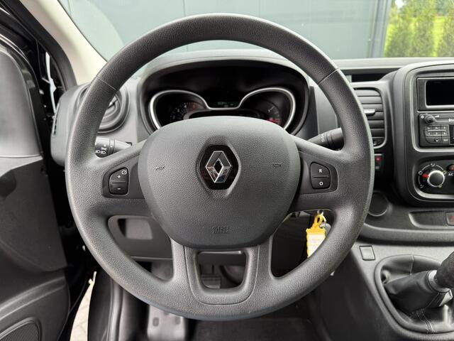 Renault TRAFIC 2.0 dCi 120 PK / L2H1 / 1e EIG. / AIRCO / CRUISE / PDC / 3-ZITS / LED