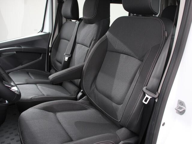 Renault TRAFIC 2.0 Blue dC1 150PK L2H1 Dubbele Cabine Automaat Navigatie Airco Lichtmetalen velgen Betimmering Trekhaak Camera Parkeer sensoren Dab