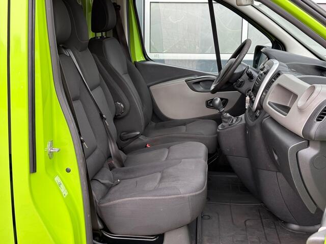 Renault TRAFIC 1.6 dCi 120PK Camera / Airco / Cruise / Sidebars / PDC / Trekhaak