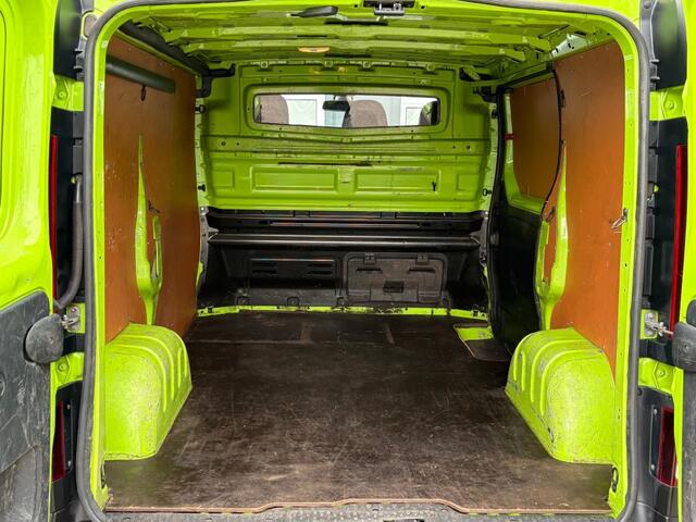 Renault TRAFIC 1.6 dCi 120PK Camera / Airco / Cruise / Sidebars / PDC / Trekhaak