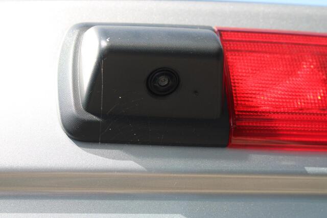 Renault TRAFIC 2.0 dCi 130 T30 L2H1 Luxe Achteruitrijcamera | NAvigatie | Airco