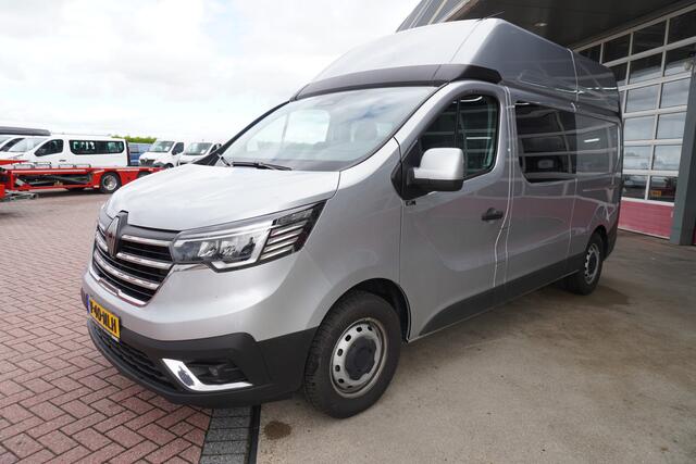 Renault TRAFIC 2.0 Blue dCi 170PK T30 L2H2 Rolstoelbus met schans nr. V186 | Airco | Cruise | Navi | trekhaak