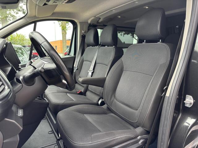 Renault TRAFIC 2.0 dCi 170 PK T29 L2H1 DC Luxe | Automaat | Trekhaak | 6 Zitplaatsen | Achterruitrij Camera