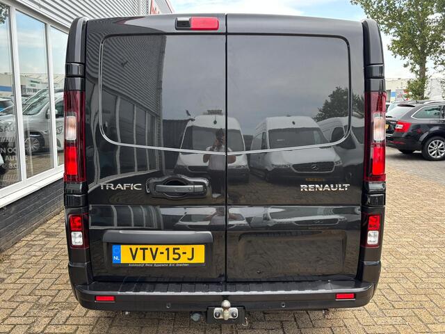 Renault TRAFIC 2.0 dCi 170 PK T29 L2H1 DC Luxe | Automaat | Trekhaak | 6 Zitplaatsen | Achterruitrij Camera