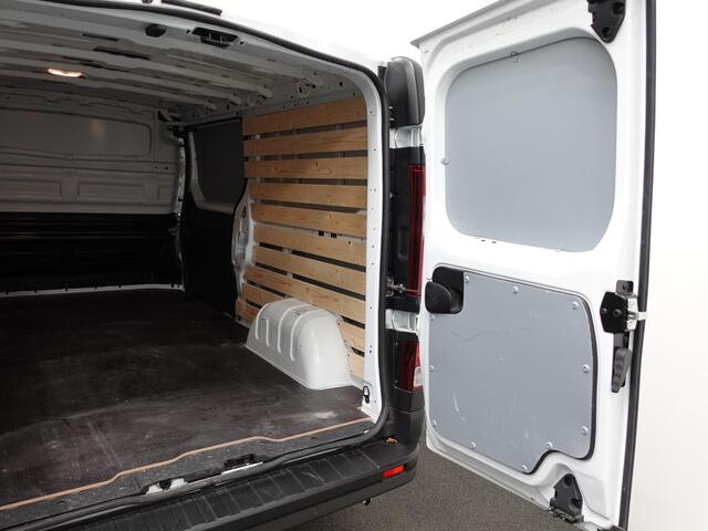 Renault TRAFIC 2.0 Blue dCi 150PK T30 L2H1 Advance Airco Bluetooth Camera Cruise Control Parkeersensoren Trekhaak