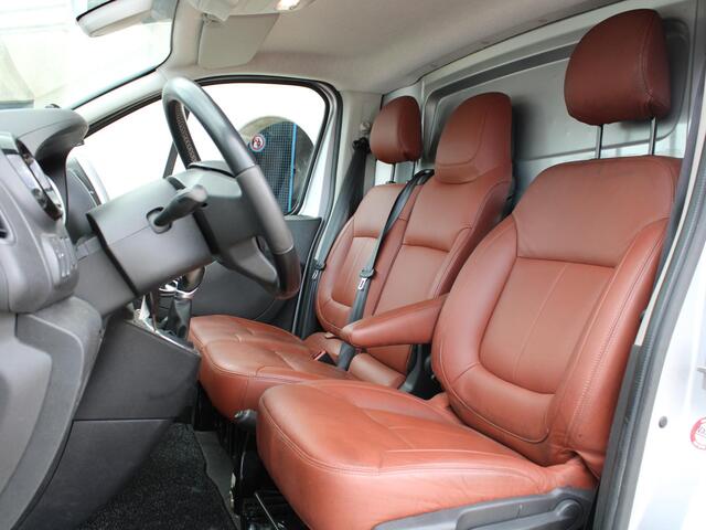 Renault TRAFIC 2.0 dCi 170 T29 L1H1 Luxe | ACHTERUITRIJCAMERA | NAVIGATIE |