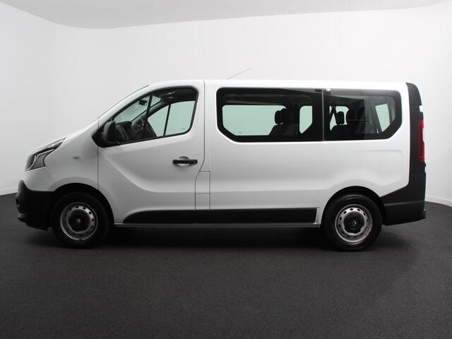 Renault TRAFIC Passenger 1.6 dCi Zen Energy 9persoons PERSONENBUS Prijs incl. btw/bpm Airco Trekhaak Radio Elektrische pakket
