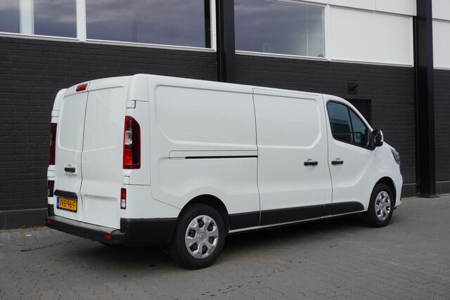 Renault TRAFIC 2.0 dCi 110PK L2 EURO 6 - Airco - Navi - Cruise - €16.900,- Excl.